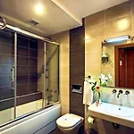 Parkhouse & Hotell