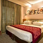 Parkhouse & 3* Istanbul
