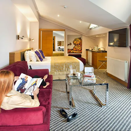 Hotell Parkhouse &
