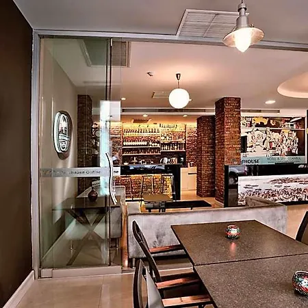 Hotell Parkhouse &