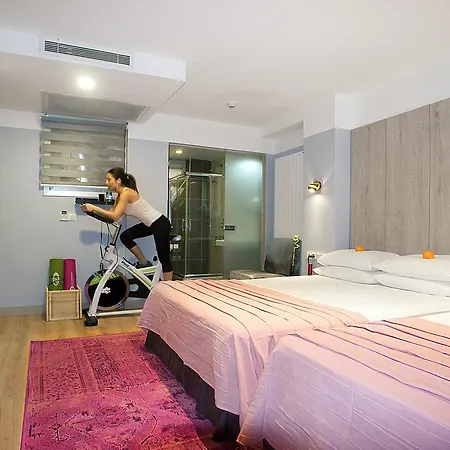 Parkhouse & Otel 3*