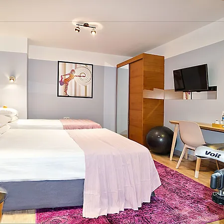 Szálloda Parkhouse & 3*