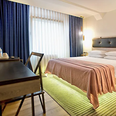 Szálloda Parkhouse & 3*
