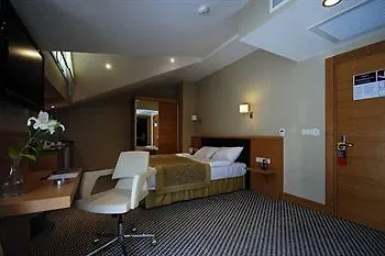 Parkhouse & 3* Isztambul