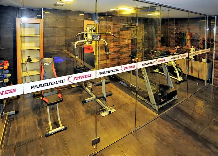 Parkhouse & Hotel 3*