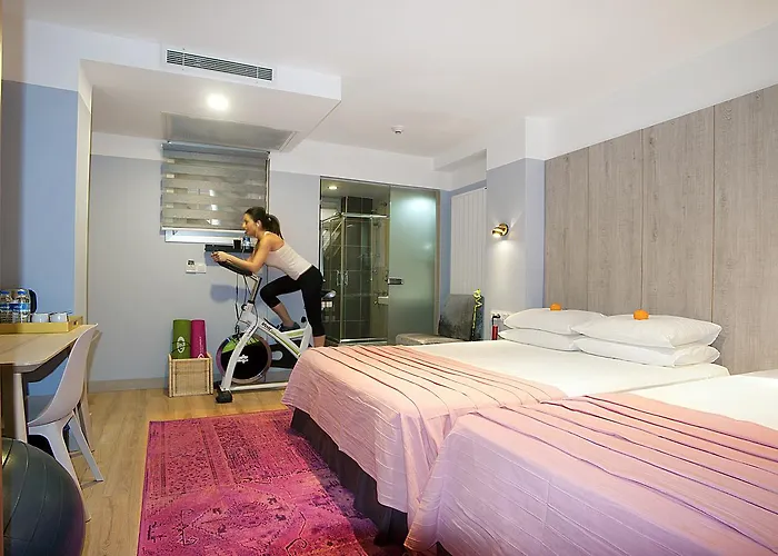 Parkhouse & Hotel 3*