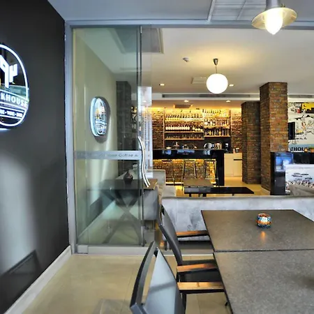 Otel Parkhouse & İstanbul